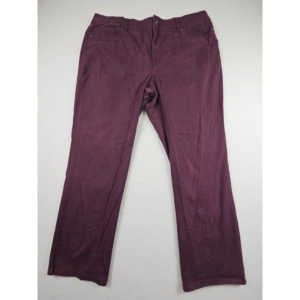 Gloria Vanderbilt Amanda 2.0 Slim Leg Women's size 18 Red Burgundy Denimโ Jeans